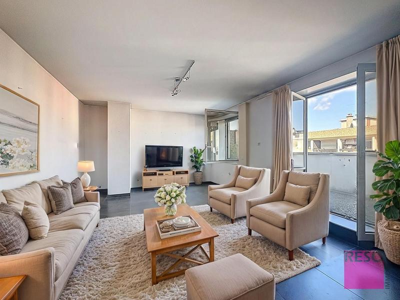 Appartement - 102 m² - 4 pièces