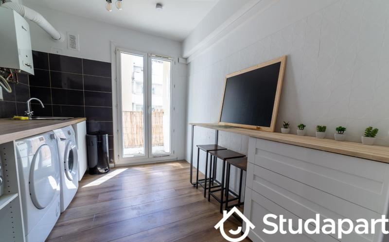 Chambre - 14 m² - 1 pièce