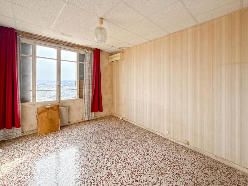 Appartement - 86 m² - 4 pièces