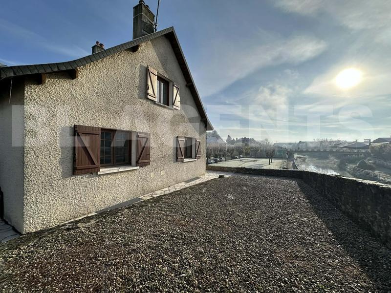 Maison - 139 m² - 5 pièces