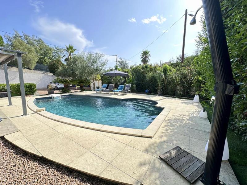 Villa - 142 m² - 5 pièces