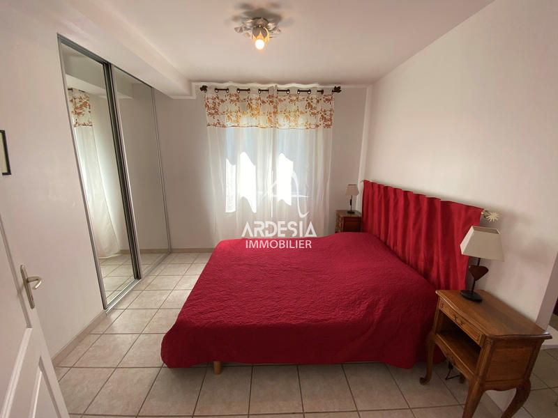 Maison - 196 m² - 15 pièces