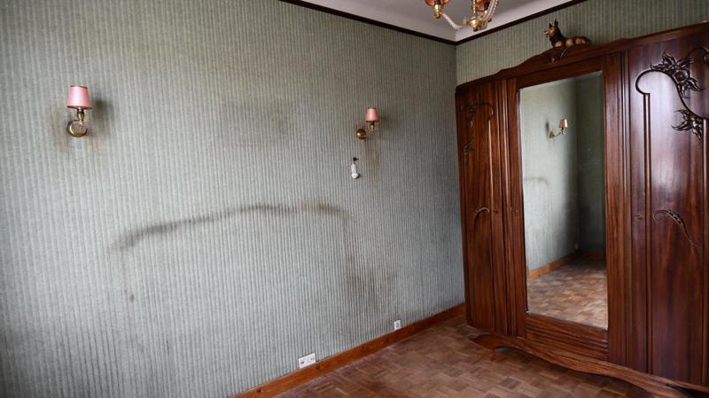 Maison - 96 m² - 5 pièces