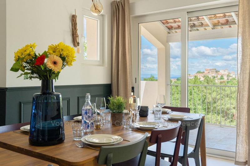 Propriété - 220 m² - 6 pièces