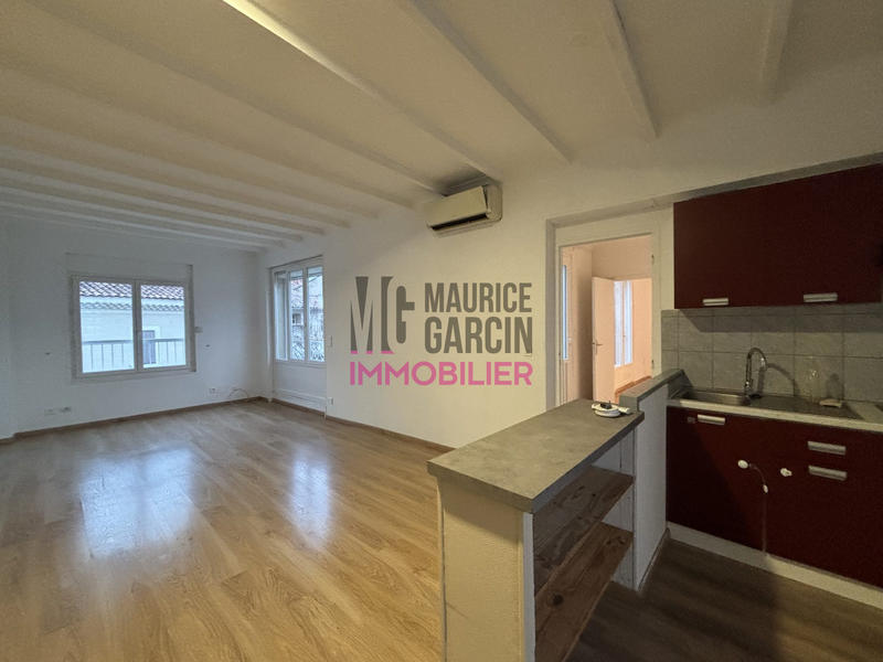 Maison - 312 m² - 9 pièces