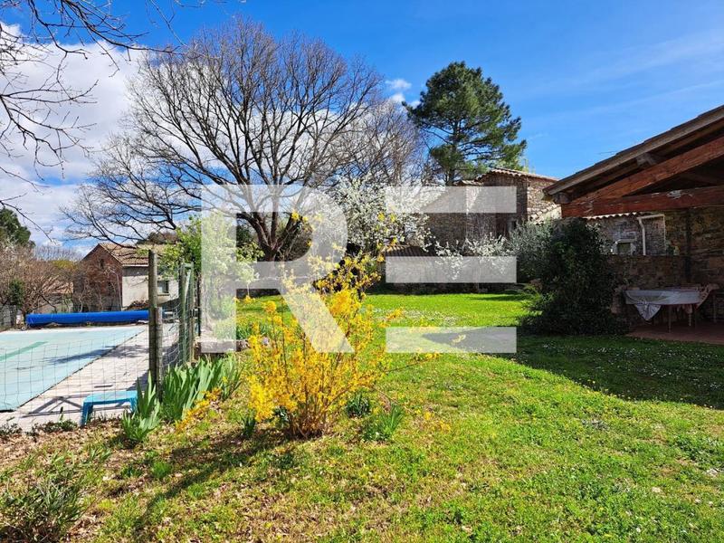 Mas - 100 m² - 4 pièces