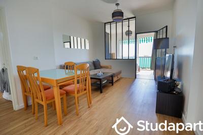 Chambre - 85 m² - 1 pièce