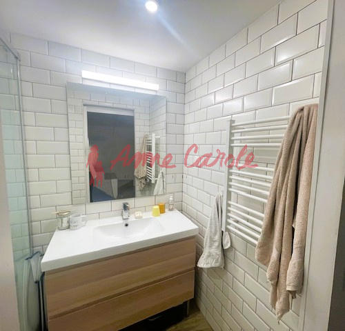 Maison - 187 m² - 8 pièces