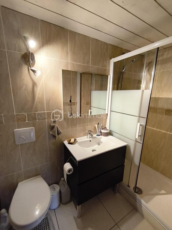 Maison - 185 m² - 8 pièces