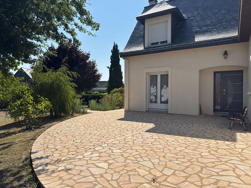 Maison - 179 m² - 8 pièces