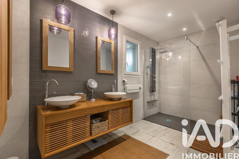 Maison - 160 m² - 6 pièces