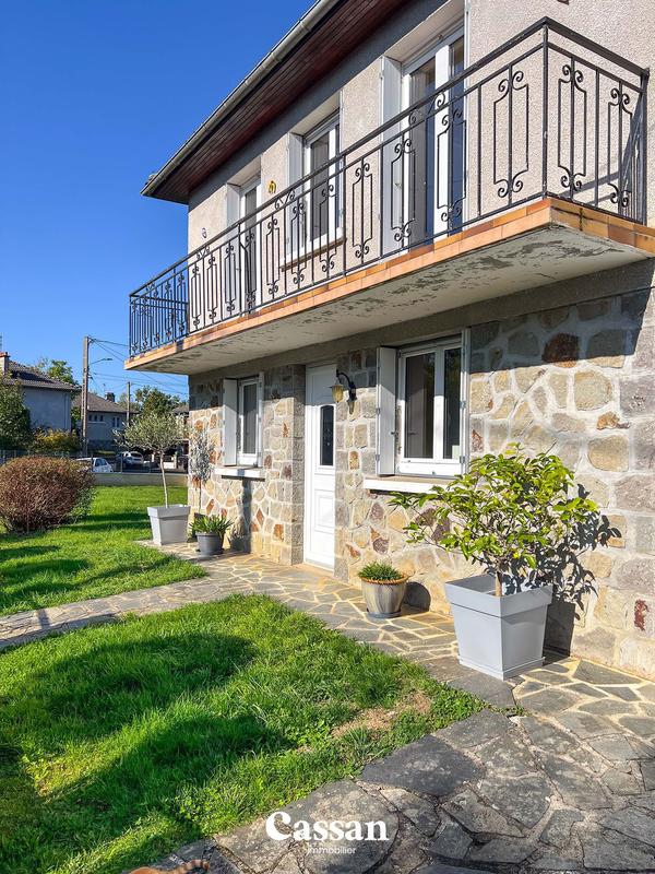 Maison - 98 m² - 6 pièces