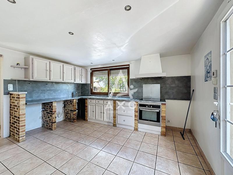 Maison - 140 m² - 5 pièces