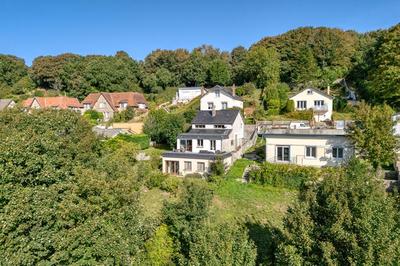 Maison - 149 m² - 6 pièces