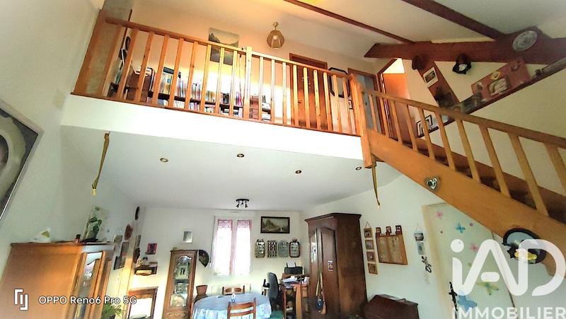 Maison - 90 m² - 5 pièces