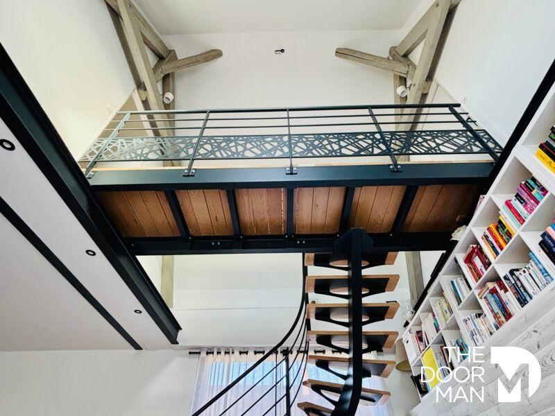 Maison - 200 m² - 7 pièces