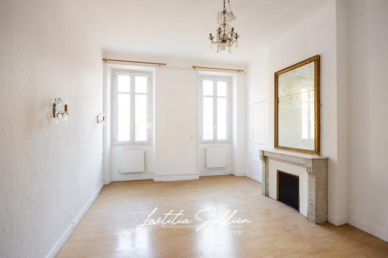 Appartement bourgeois - 185 m² - 7 pièces