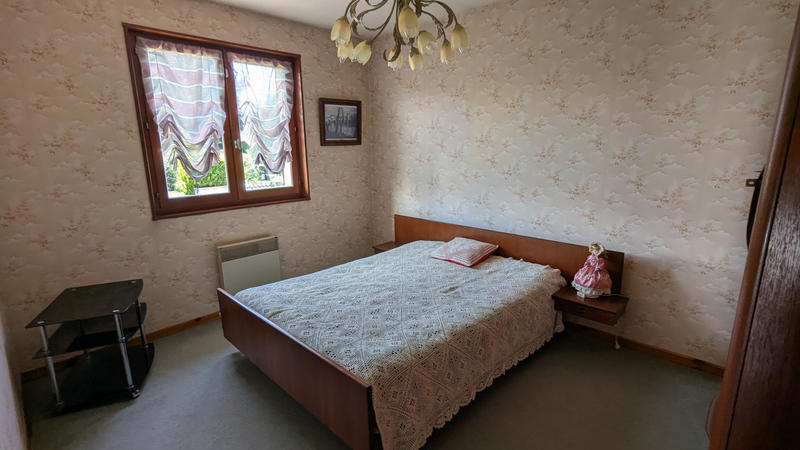 Maison - 96 m² - 4 pièces