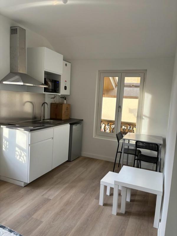 Studio - 14 m² - 1 pièce