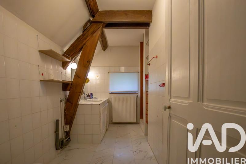 Maison - 180 m² - 8 pièces