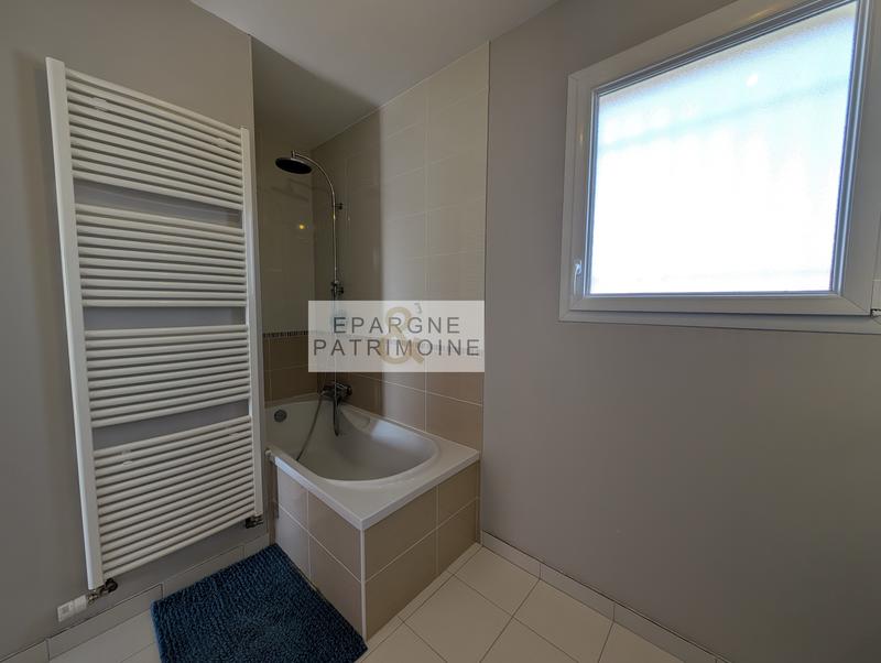 Maison - 111 m² - 5 pièces