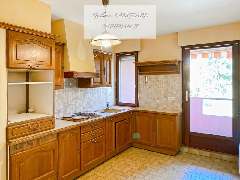 Appartement - 85 m² - 4 pièces