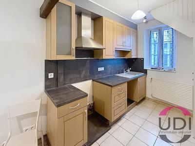 Maison - 85 m² - 3 pièces