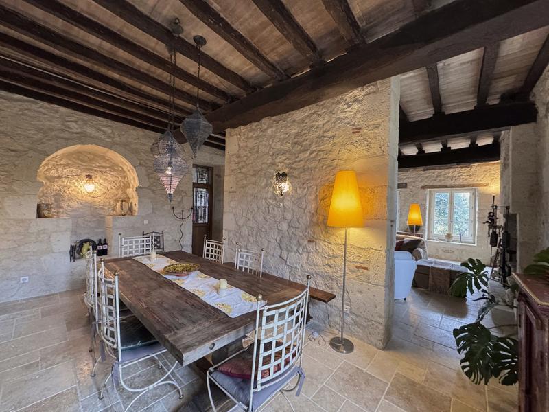 Maison - 321 m² - 10 pièces