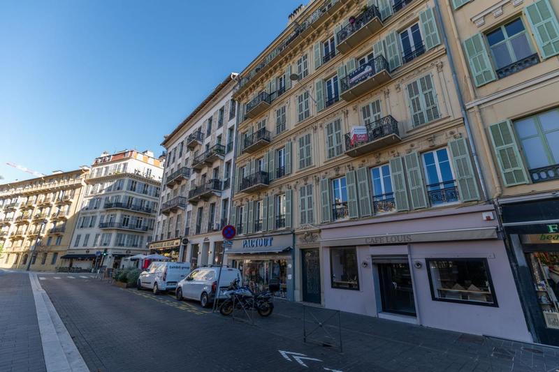 Appartement - 85 m² - 3 pièces