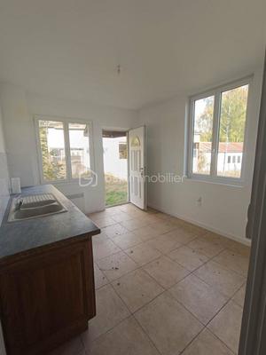 Maison traditionnelle - 88 m² - 5 pièces