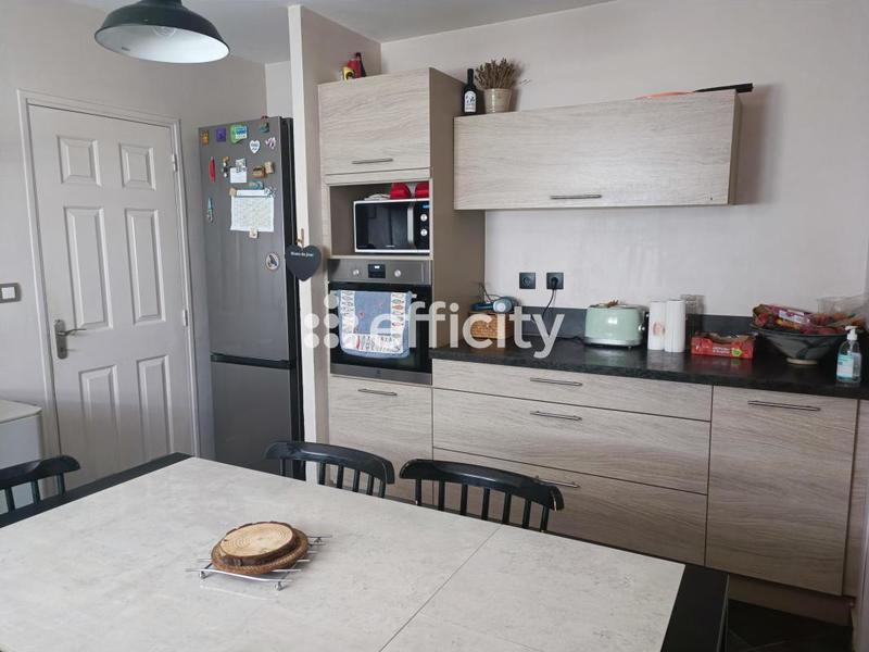 Maison - 114 m² - 6 pièces