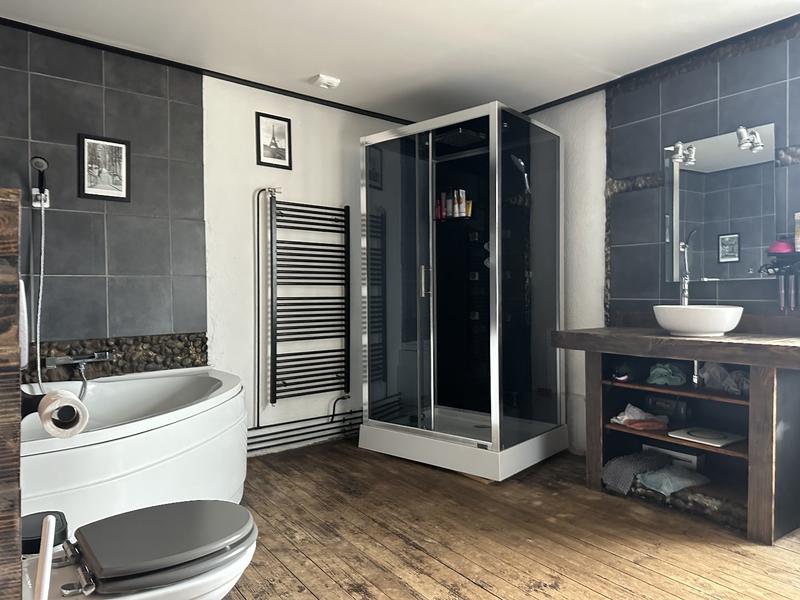 Maison - 158 m² - 7 pièces