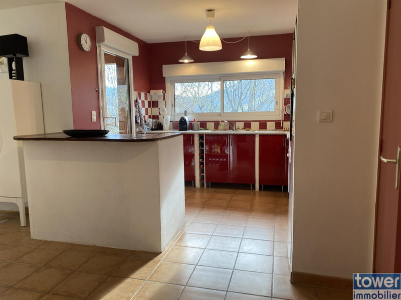 Maison - 95 m² - 4 pièces