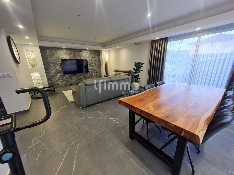 Châlet - 141 m² - 6 pièces