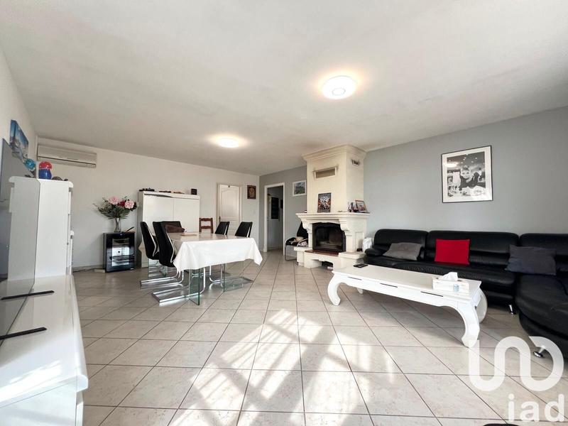 Maison - 205 m² - 9 pièces