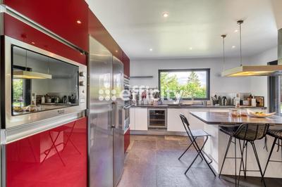 Maison - 197 m² - 6 pièces