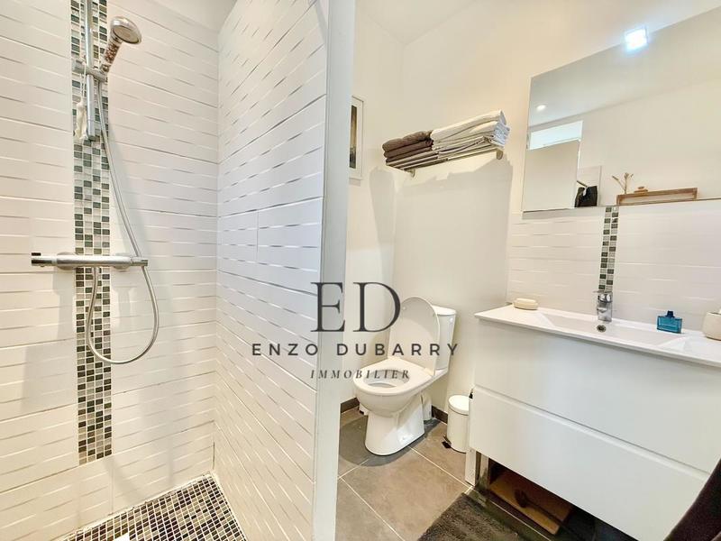 Appartement - 80 m² - 3 pièces