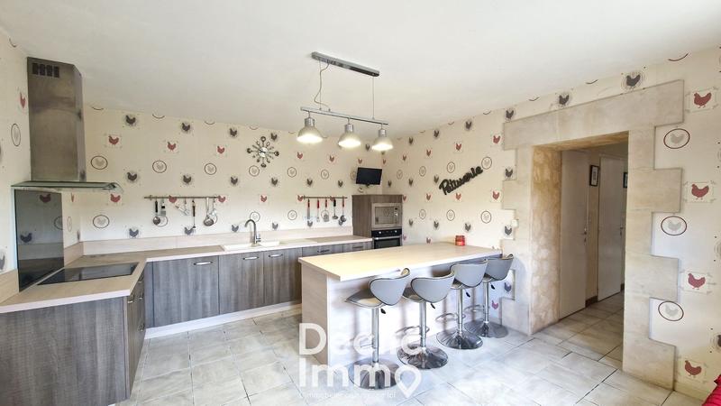 Maison - 180 m² - 6 pièces