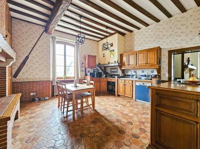 Maison ancienne - 180 m² - 6 pièces