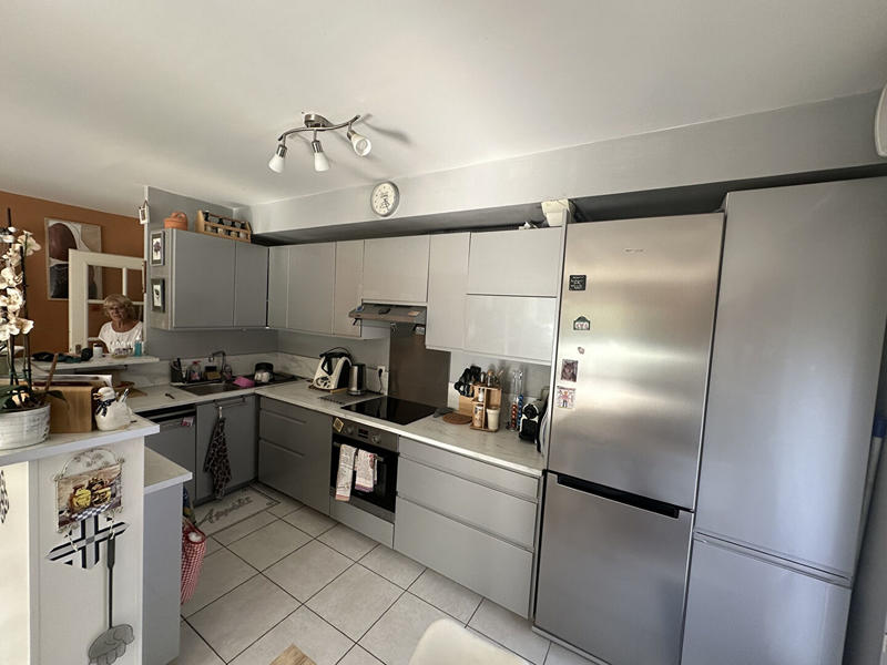 Appartement - 75 m² - 3 pièces