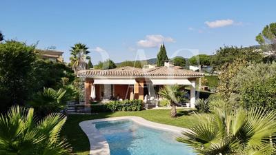 Villa - 140 m² - 5 pièces