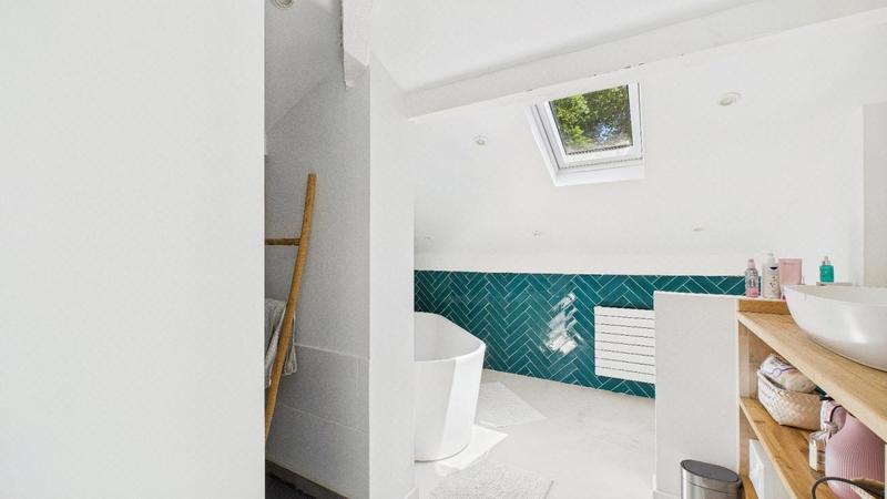 Maison - 140 m² - 4 pièces