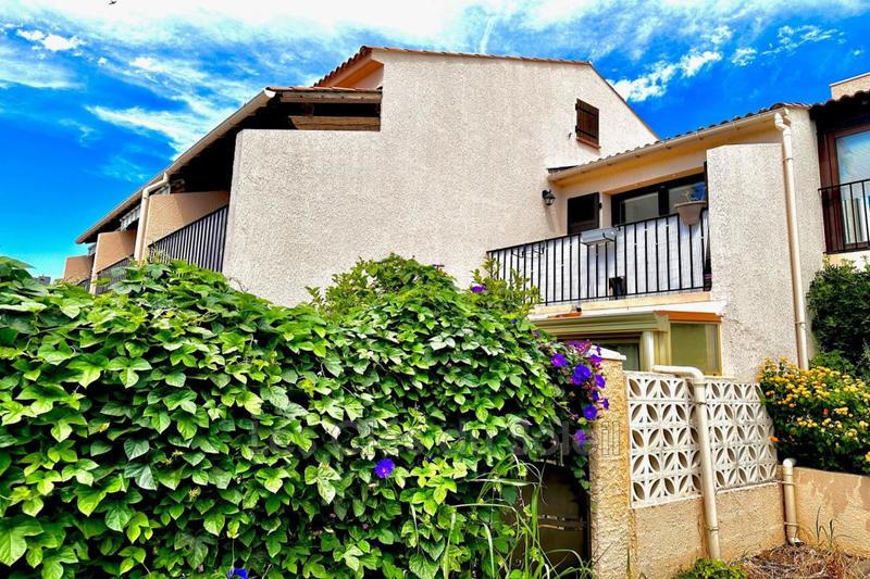 Studio - 25 m² - 1 pièce