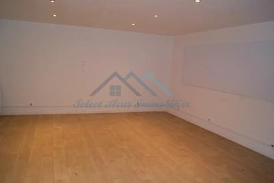 Appartement - 72 m² - 2 pièces