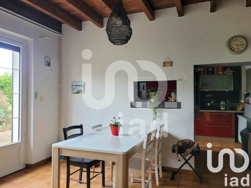 Maison - 212 m² - 8 pièces