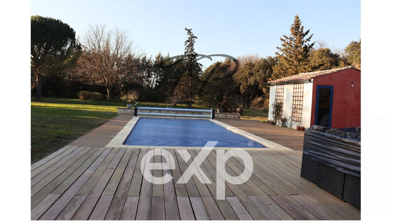 Villa - 330 m² - 10 pièces