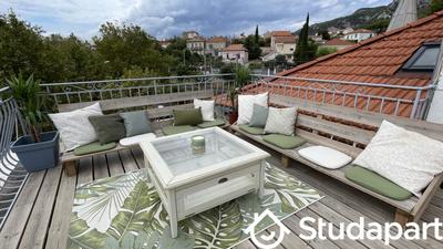 Appartement - 70 m² - 2 pièces