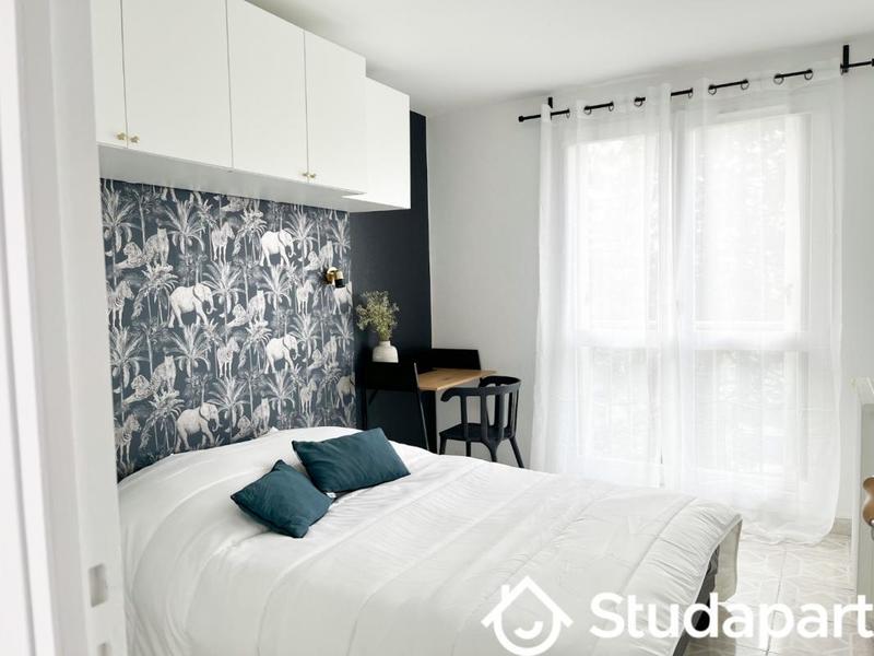 Chambre - 9 m² - 1 pièce