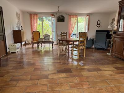 Maison - 169 m² - 6 pièces