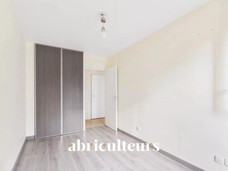 Appartement - 75 m² - 4 pièces